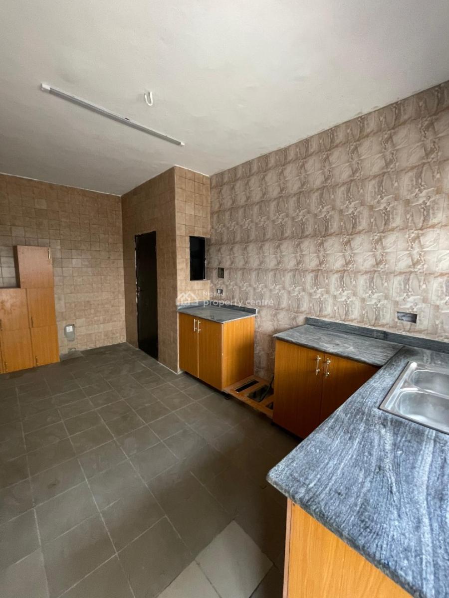 4 Bedroom Duplex with 2 Bqs, Off Adelabu Surulere, Adelabu, Surulere, Lagos, Semi-detached Duplex for Rent