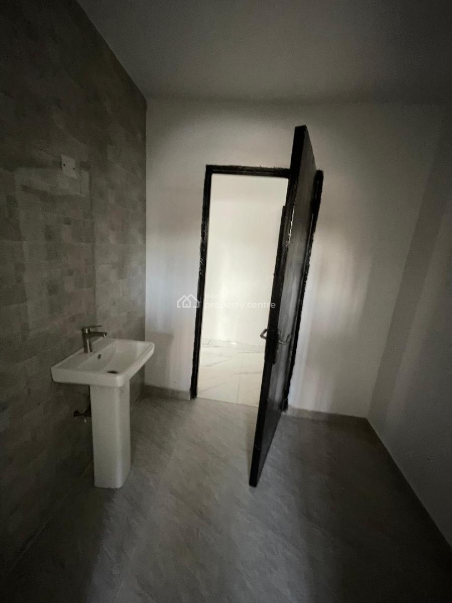 4 Bedroom Duplex with 2 Bqs, Off Adelabu Surulere, Adelabu, Surulere, Lagos, Semi-detached Duplex for Rent