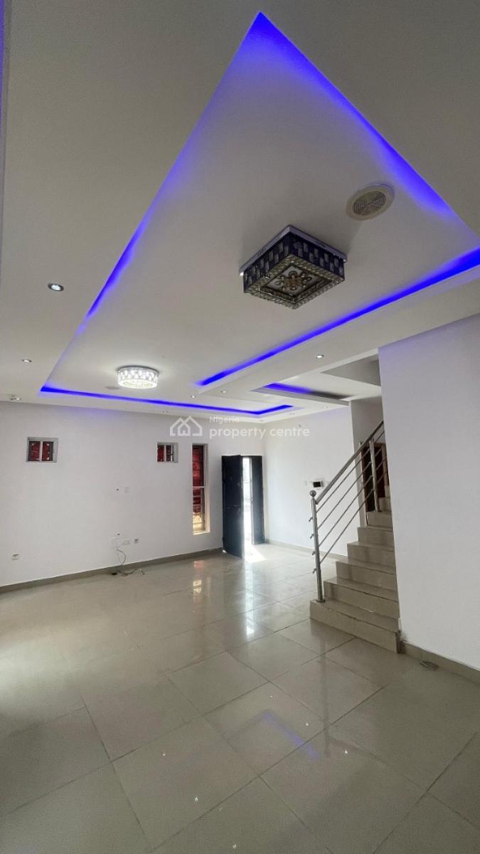 Beautiful 4 Bedroom Semi Detached Duplex with Bq, Chevron - 2nd Toll Gate  - Lekki - Lagos, Lekki, Lagos, Semi-detached Duplex for Rent