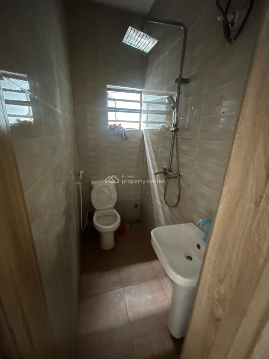 Clean & Relatively New 2 Bedroom Flat, Off Karounwi Via Odudua Surulere, Kilo, Surulere, Lagos, House for Rent