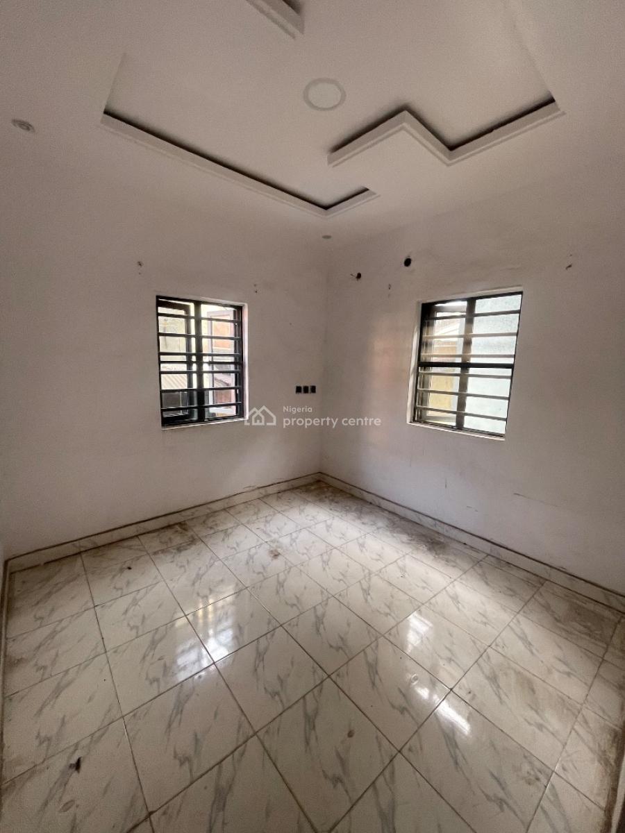 Clean & Relatively New 2 Bedroom Flat, Off Karounwi Via Odudua Surulere, Kilo, Surulere, Lagos, House for Rent