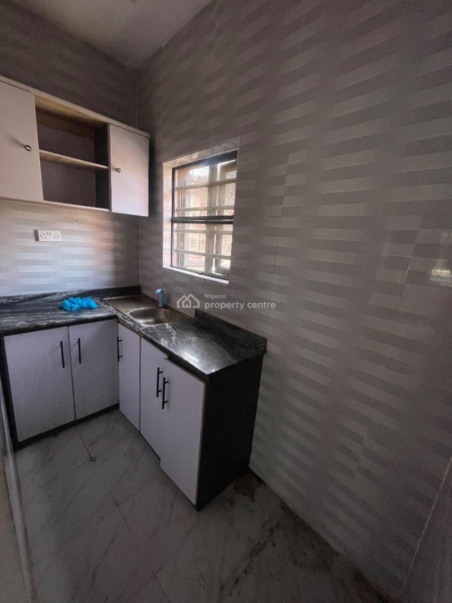 Clean & Relatively New 2 Bedroom Flat, Off Karounwi Via Odudua Surulere, Kilo, Surulere, Lagos, House for Rent