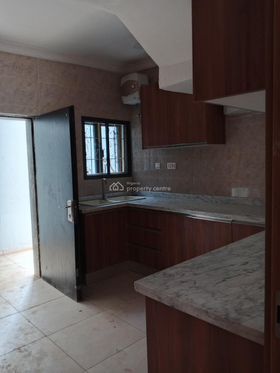 Newly Built 4 Bedroom Terrace Duplex with Bq, Guzape District, Abuja, Terraced Duplex for Sale