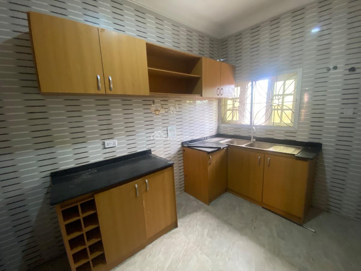 Spacious 3 Bedroom, Silverland Estate, Sangotedo, Ajah, Lagos, Flat / Apartment for Rent