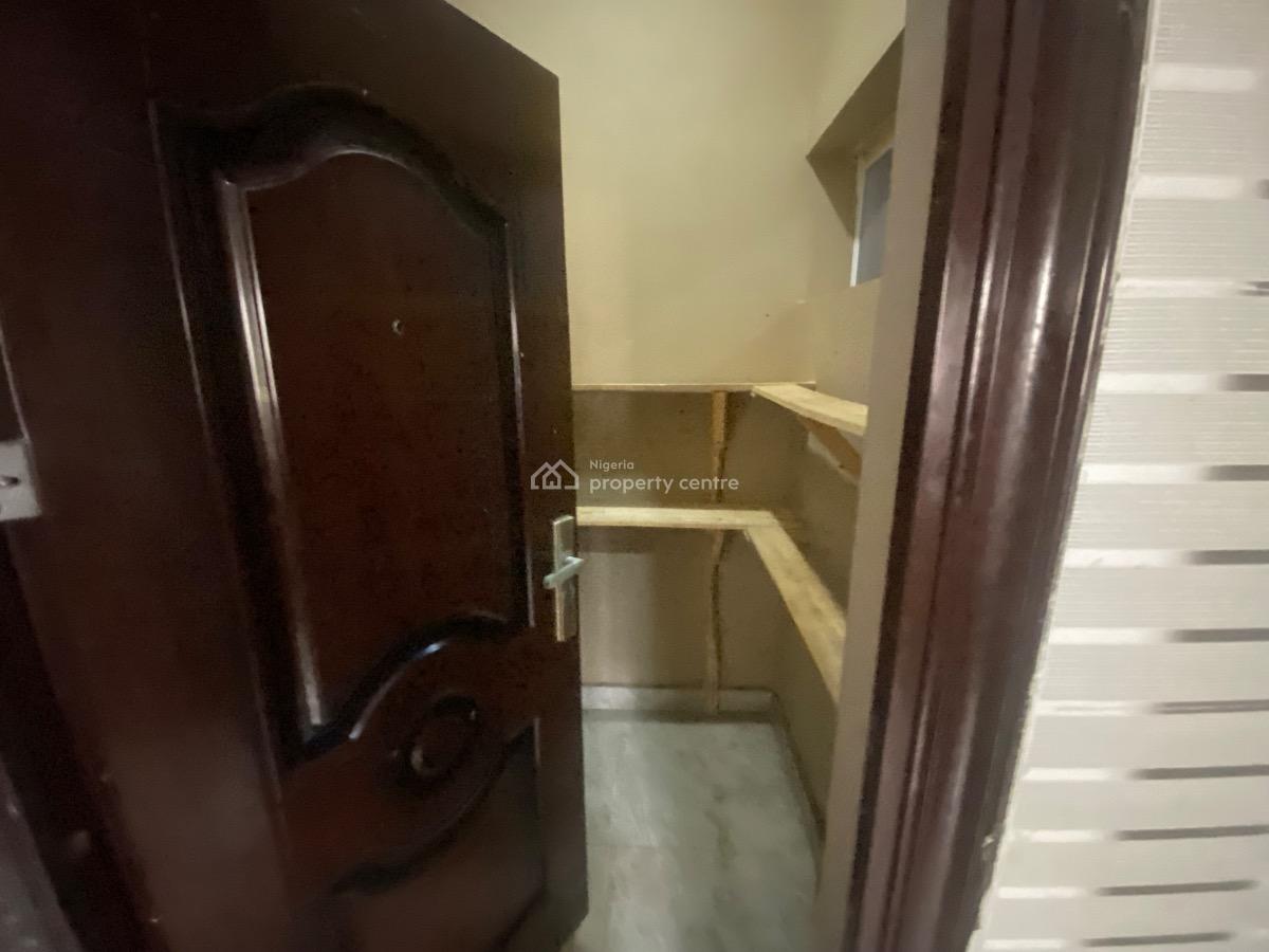 Spacious 3 Bedroom, Silverland Estate, Sangotedo, Ajah, Lagos, Flat / Apartment for Rent