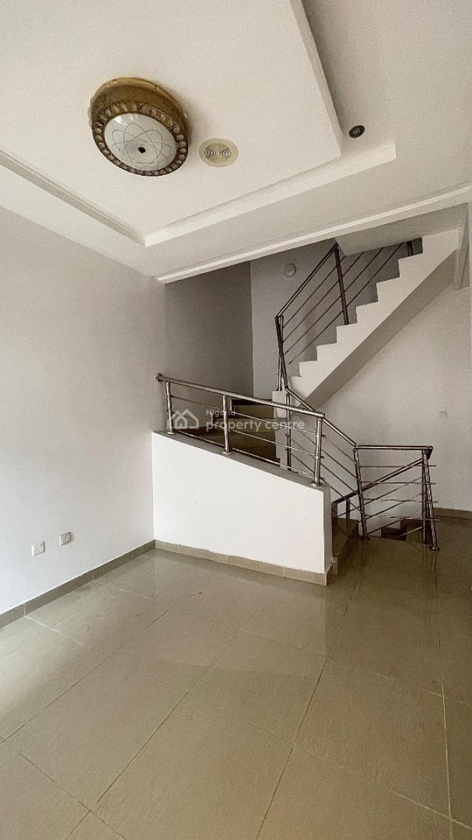 Luxury 4bedroom, Chevron, Lekki, Lagos, Semi-detached Duplex for Rent