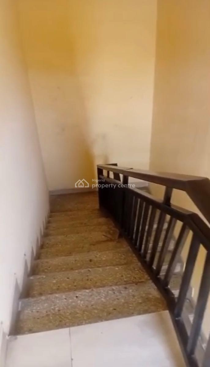 a  Well Maintained 3 Bedroom Flat with Spacious Kitchen, Adeniyi Jones, Ikeja, Lagos, Flat / Apartment for Rent