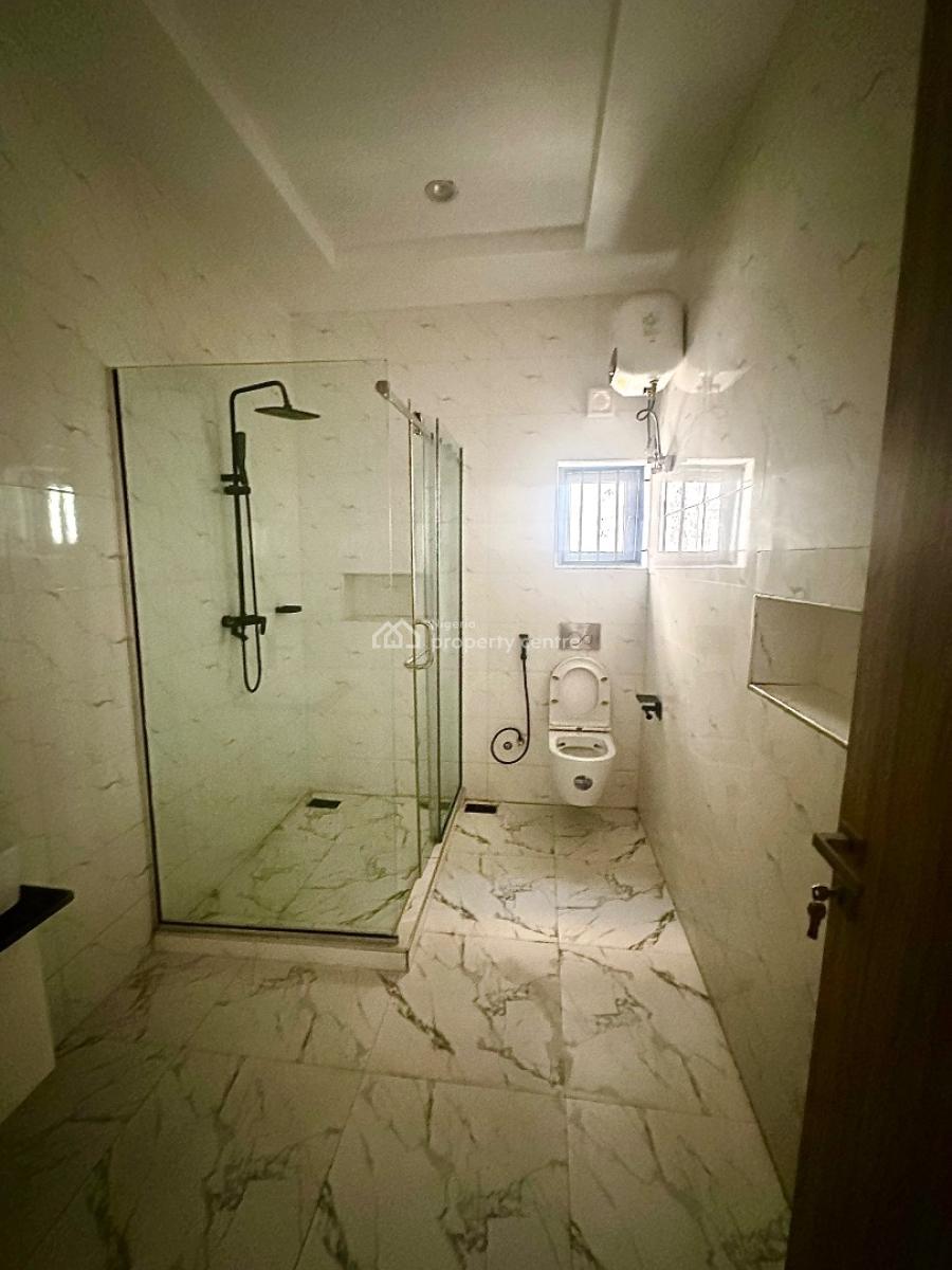 5-bed Duplex @ Wuye  Massive Compound Luxury Finishing, Wuye District, Wuye, Abuja, Semi-detached Duplex for Rent