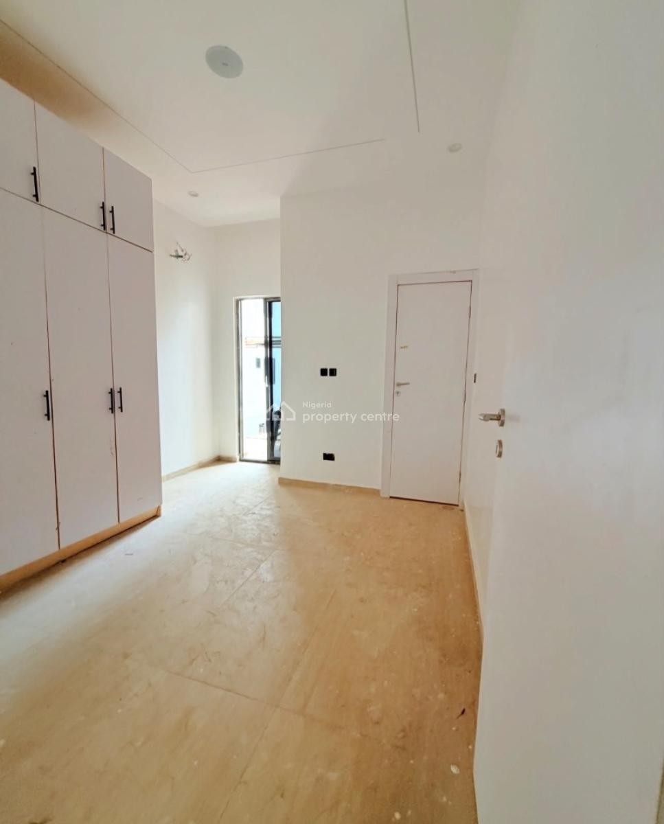 Nicely Built 3 Bedroom Apartment with Bq in a Secured Location, Ikeja Gra, Ikeja, Lagos, Block of Flats for Sale
