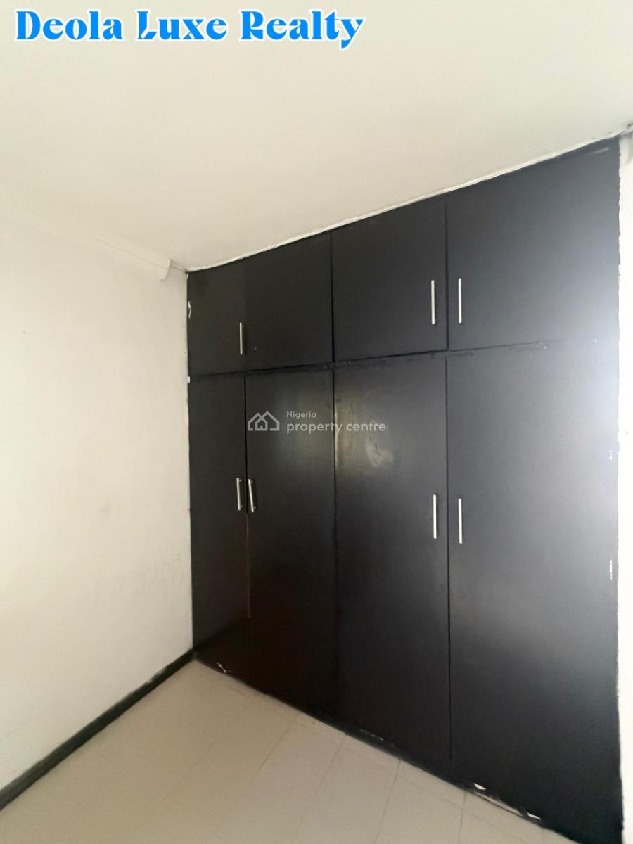a Nice and Spacious 1 Bedrooms Apartment, Lekki Phase 1, Lekki, Lagos, Flat / Apartment for Rent