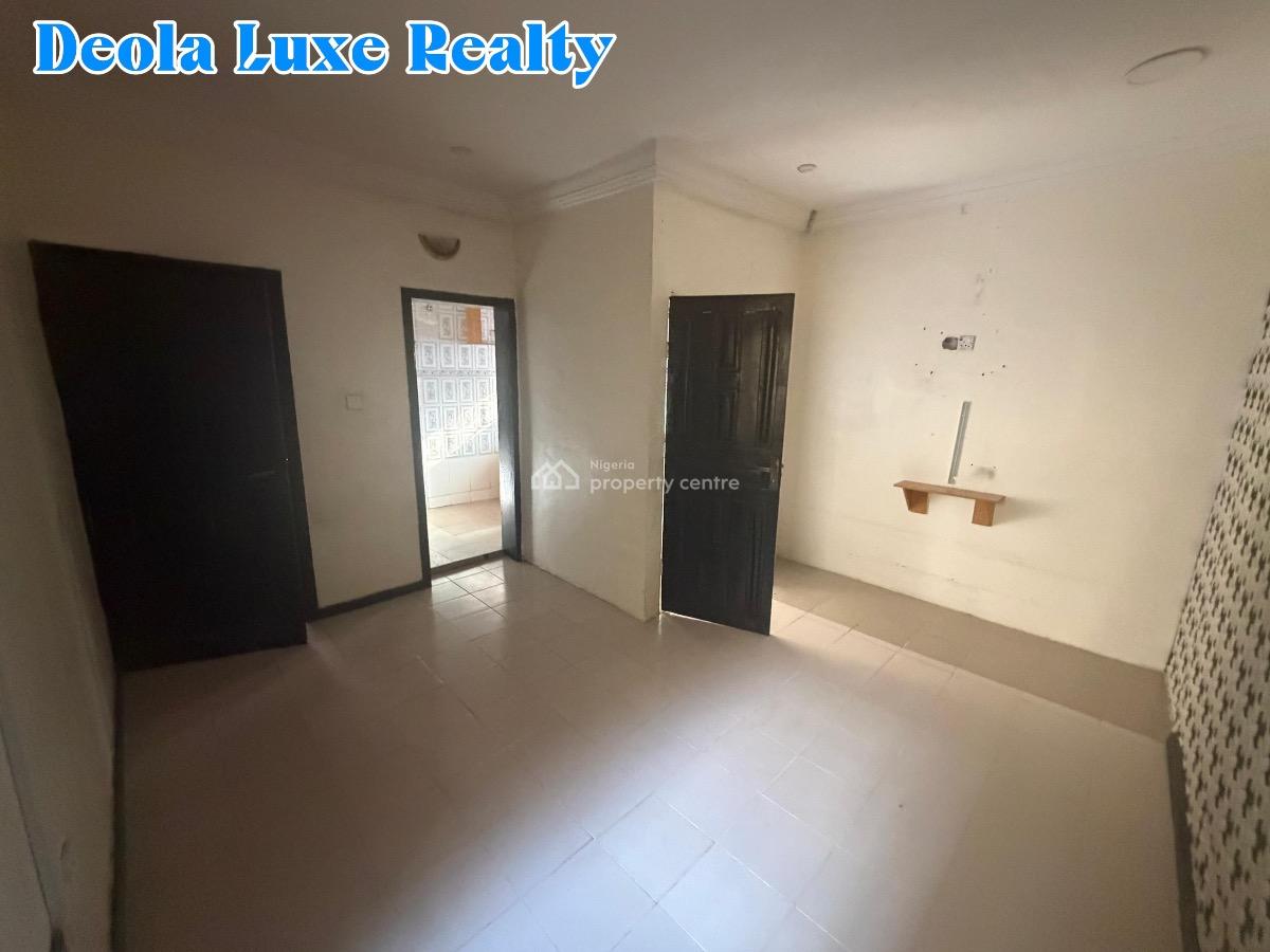a Nice and Spacious 1 Bedrooms Apartment, Lekki Phase 1, Lekki, Lagos, Flat / Apartment for Rent