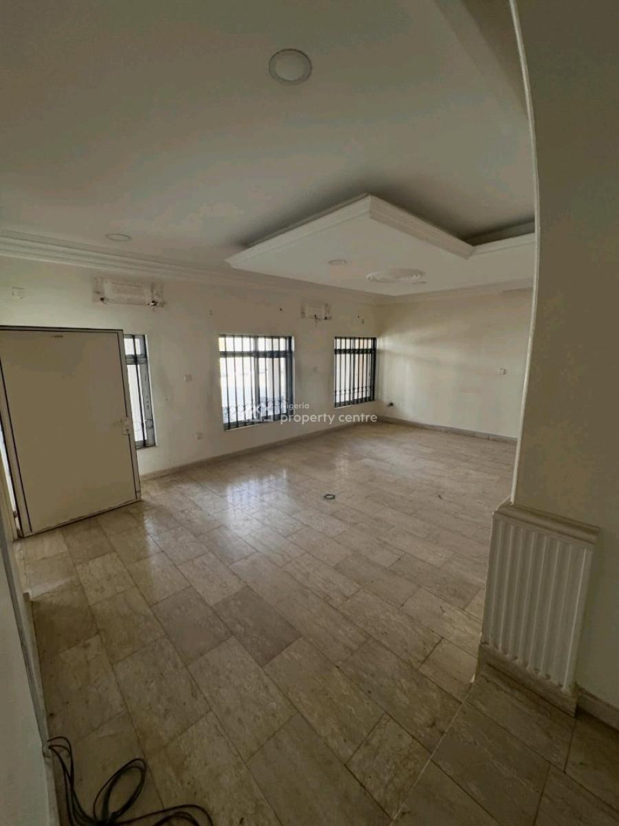 Spacious 5bedrooms Detached Duplex. 2rooms Guest Chalet 2 Rooms Boys Q, Maitama District, Abuja, House for Rent