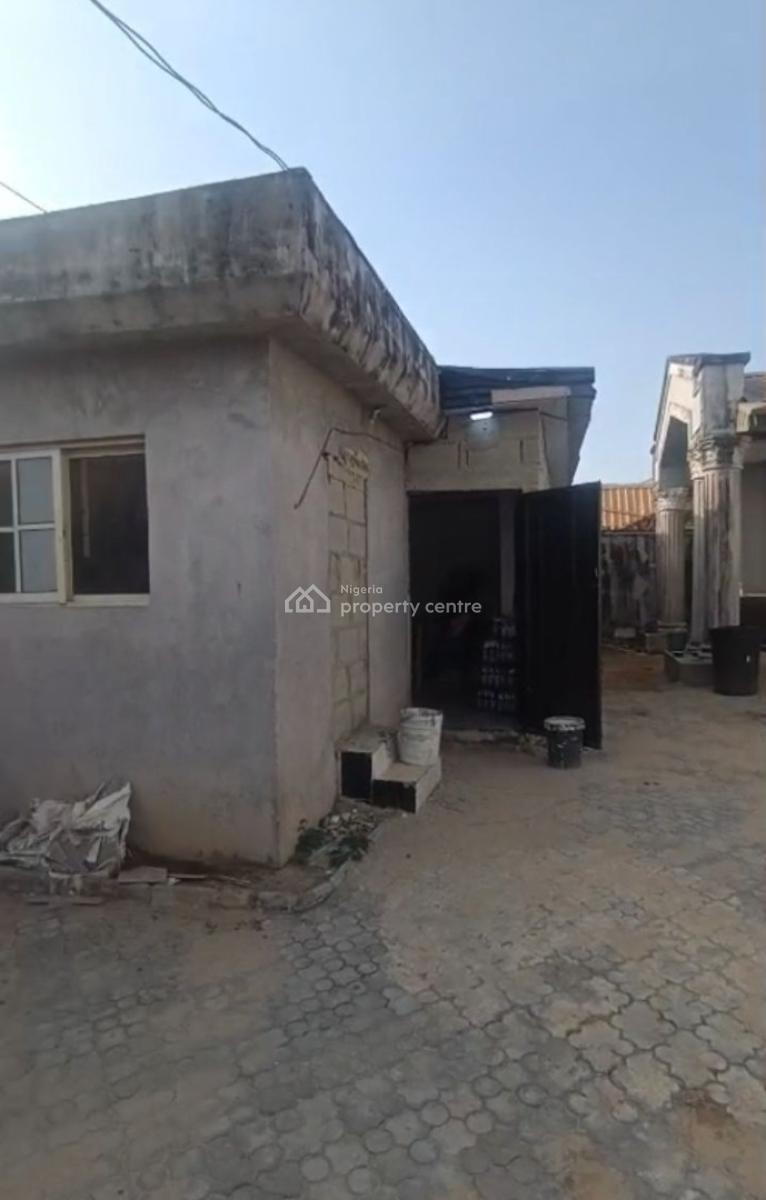 4 Bedroom Fully Detached Duplex with 2 Units of Mini-flat + 3 Shops, Fidiso Estate, Abijo, Lekki, Lagos, House for Sale