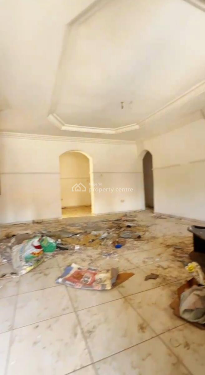 a Well Renovated 3 Bedrooms Flat 4th Avenue 4.5m Annum, Gwarinpa, Abuja, Flat / Apartment for Rent