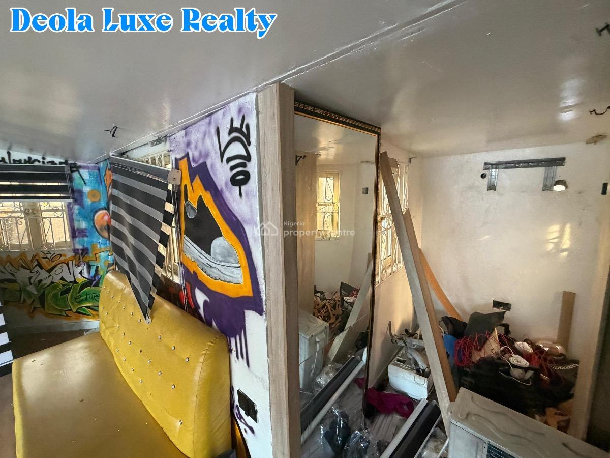 Spacious Commercial Space Directly Facing a High-traffic Road, Fola Osibo, Lekki Phase 1, Lekki, Lagos, Shop for Rent