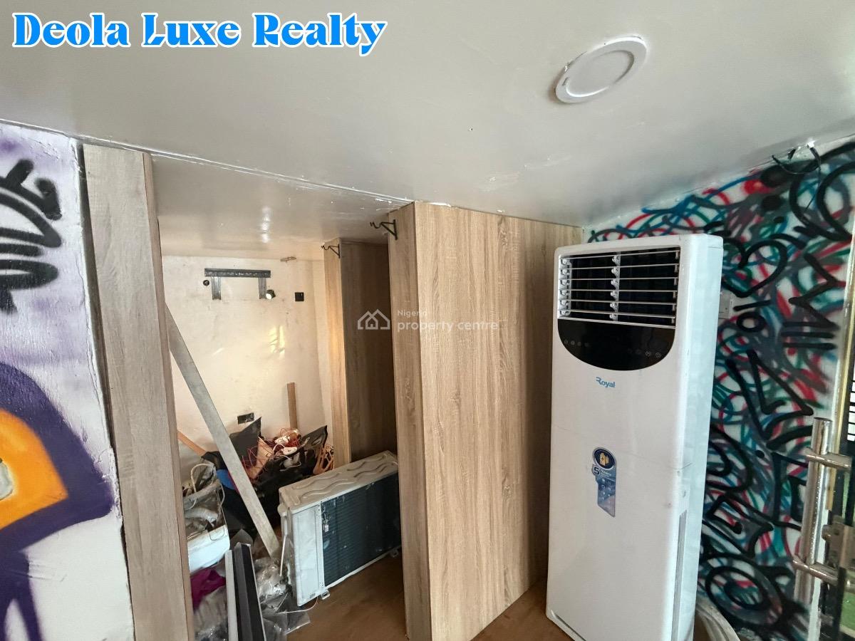 Spacious Commercial Space Directly Facing a High-traffic Road, Fola Osibo, Lekki Phase 1, Lekki, Lagos, Shop for Rent