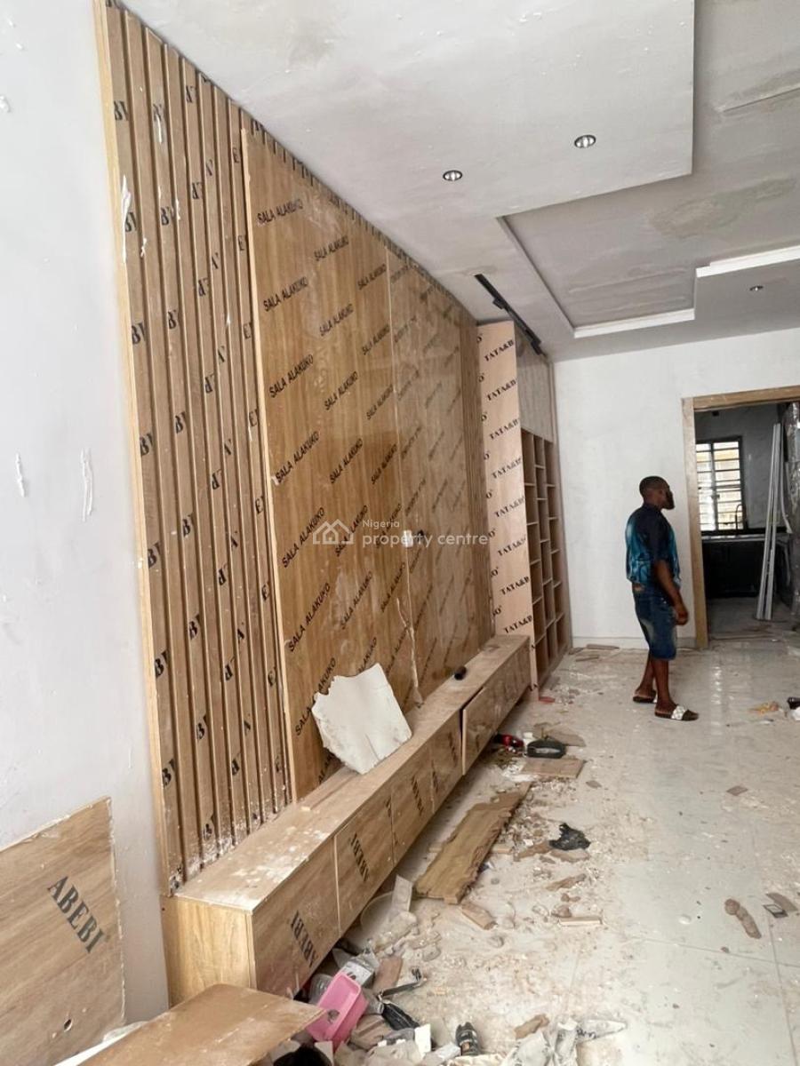 2 Bedroom Apartment Second Floor, Ologolo, Lekki, Lagos, House for Rent