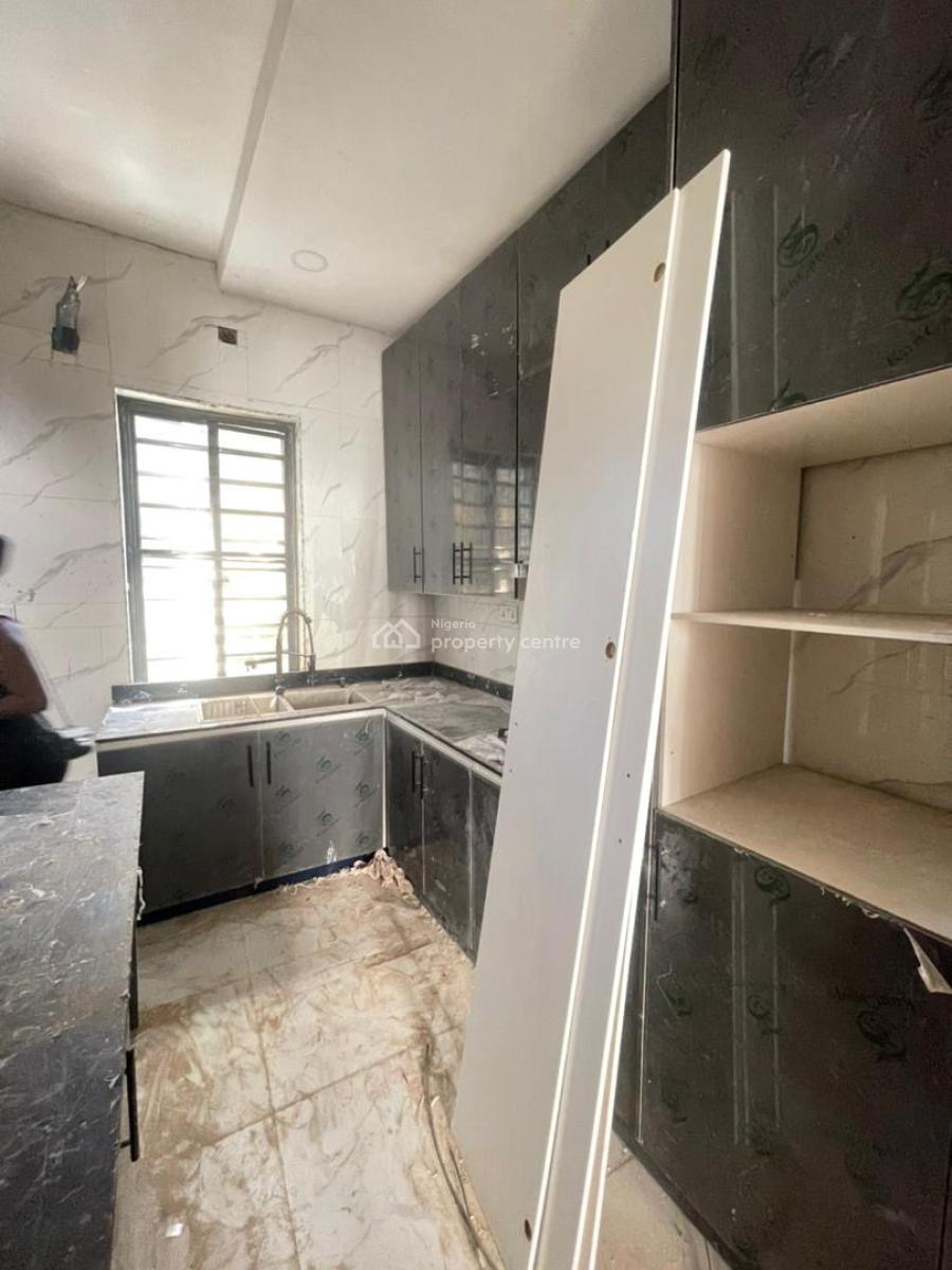 2 Bedroom Apartment Second Floor, Ologolo, Lekki, Lagos, House for Rent
