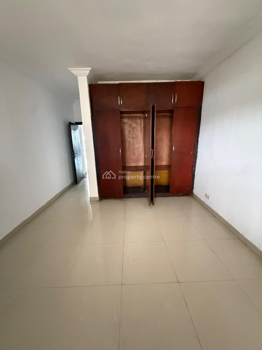 Waterfront 3 Bedroom Apartment, Lekki Phase 1, Lekki, Lagos, Flat / Apartment for Rent