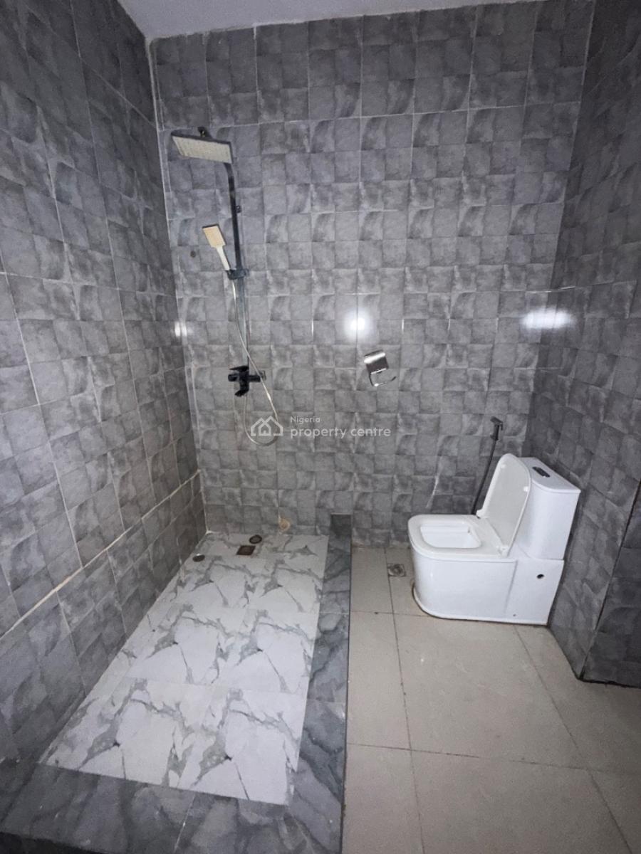 Waterfront 3 Bedroom Apartment, Lekki Phase 1, Lekki, Lagos, Flat / Apartment for Rent