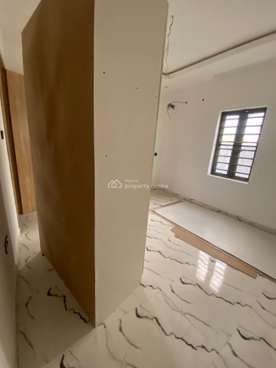 Luxury 2 Bedrooms Apartments with a Swimming Pool, Lekki Phase 2 ,by Abraham Adesanya Ajah ,lekki Lagos Nigeria,phase 2, Ajah, Lagos, Flat / Apartment for Sale