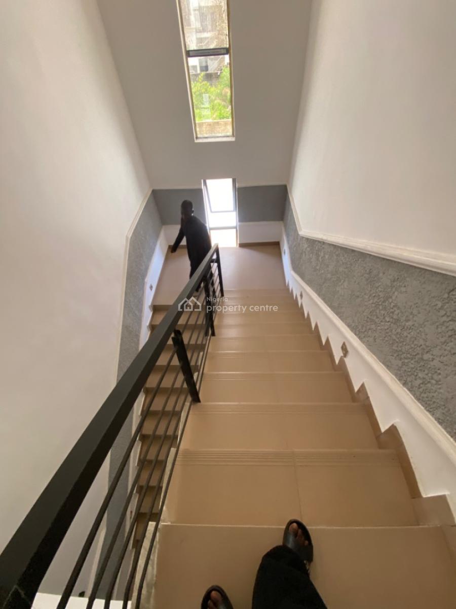 Luxury 2 Bedrooms Apartments with a Swimming Pool, Lekki Phase 2 ,by Abraham Adesanya Ajah ,lekki Lagos Nigeria,phase 2, Ajah, Lagos, Flat / Apartment for Sale