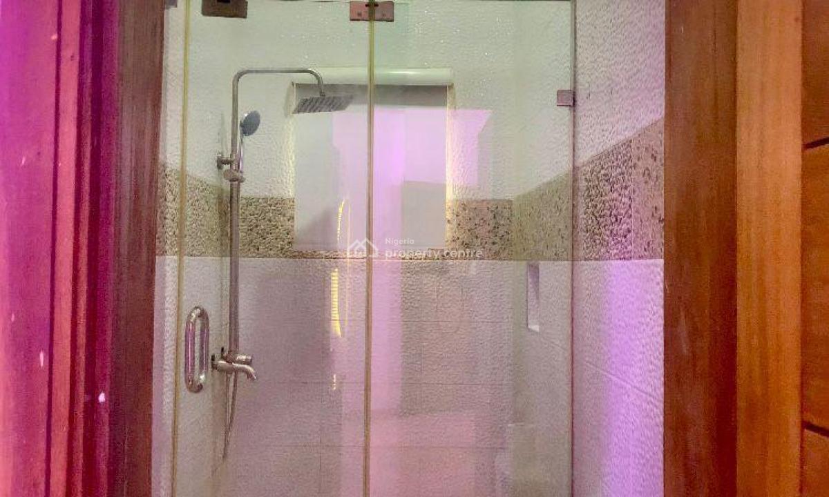 Luxury 1 Bedroom Apartment  with Outdoor Activities., Ajah, Lagos, Mini Flat (room and Parlour) Short Let