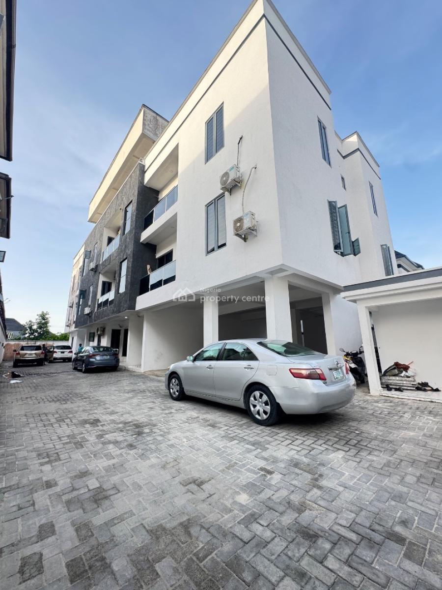 Nice 2bed Apartment Very Spacious  Gud Light This Apartment Is Nice, Orchid Road Lekki Before Round About, Lekki, Lagos, House for Rent