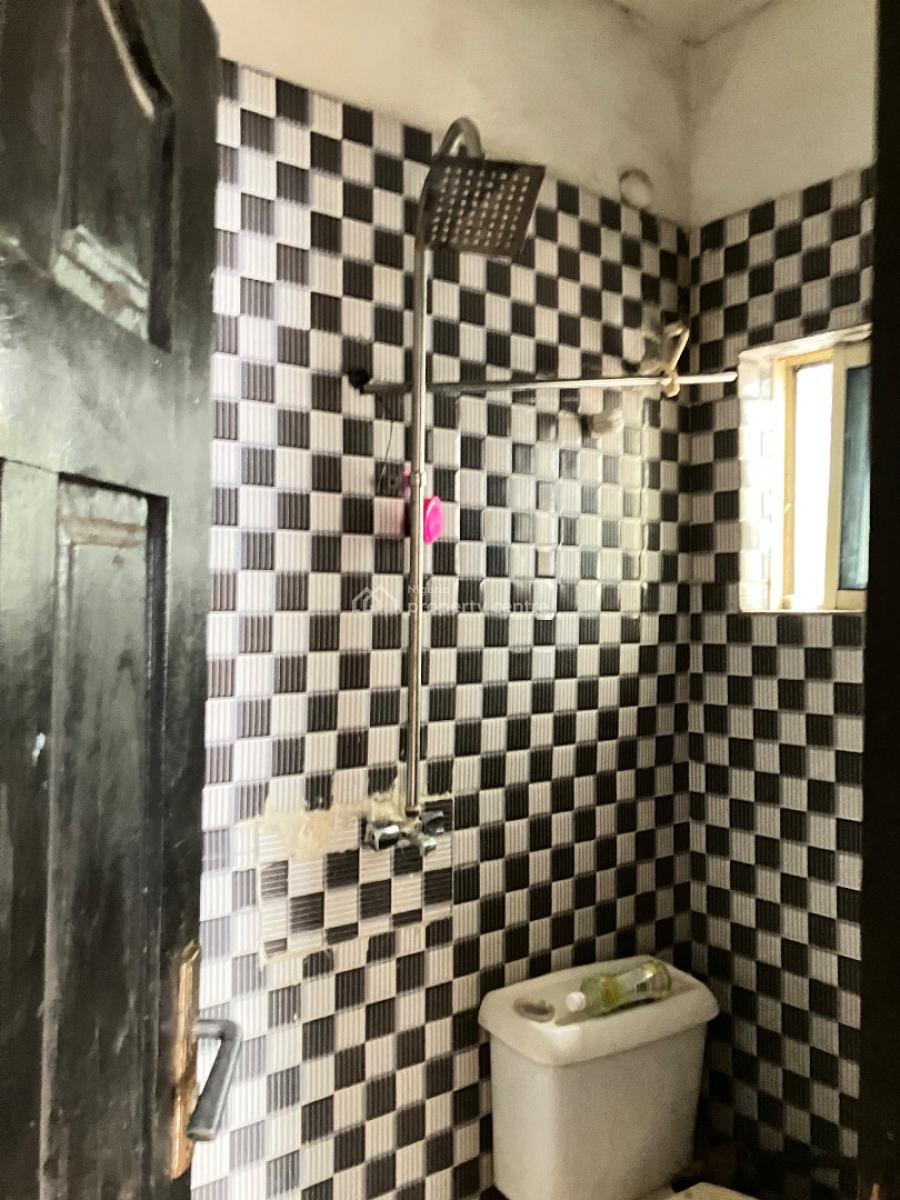 Clean 2 Bedroom Upstairs Flat All Room Ensuite with Visitors Toilet, Nice Secured Area Olusosun Oregun Ikeja, Oregun, Ikeja, Lagos, Flat / Apartment for Rent