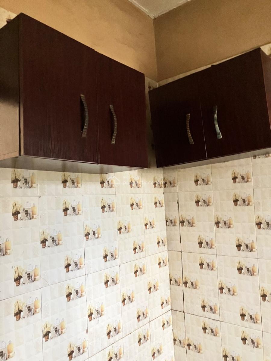 Clean 2 Bedroom Upstairs Flat All Room Ensuite with Visitors Toilet, Nice Secured Area Olusosun Oregun Ikeja, Oregun, Ikeja, Lagos, Flat / Apartment for Rent