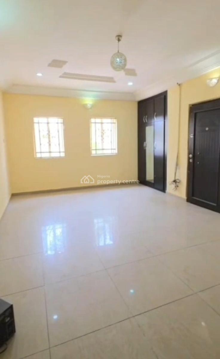 Fully Detached 5bedroom Duplex with Bq, Massive Compound, Dawkins Area(tarred Rd), Gwarinpa, Abuja, Detached Duplex for Rent
