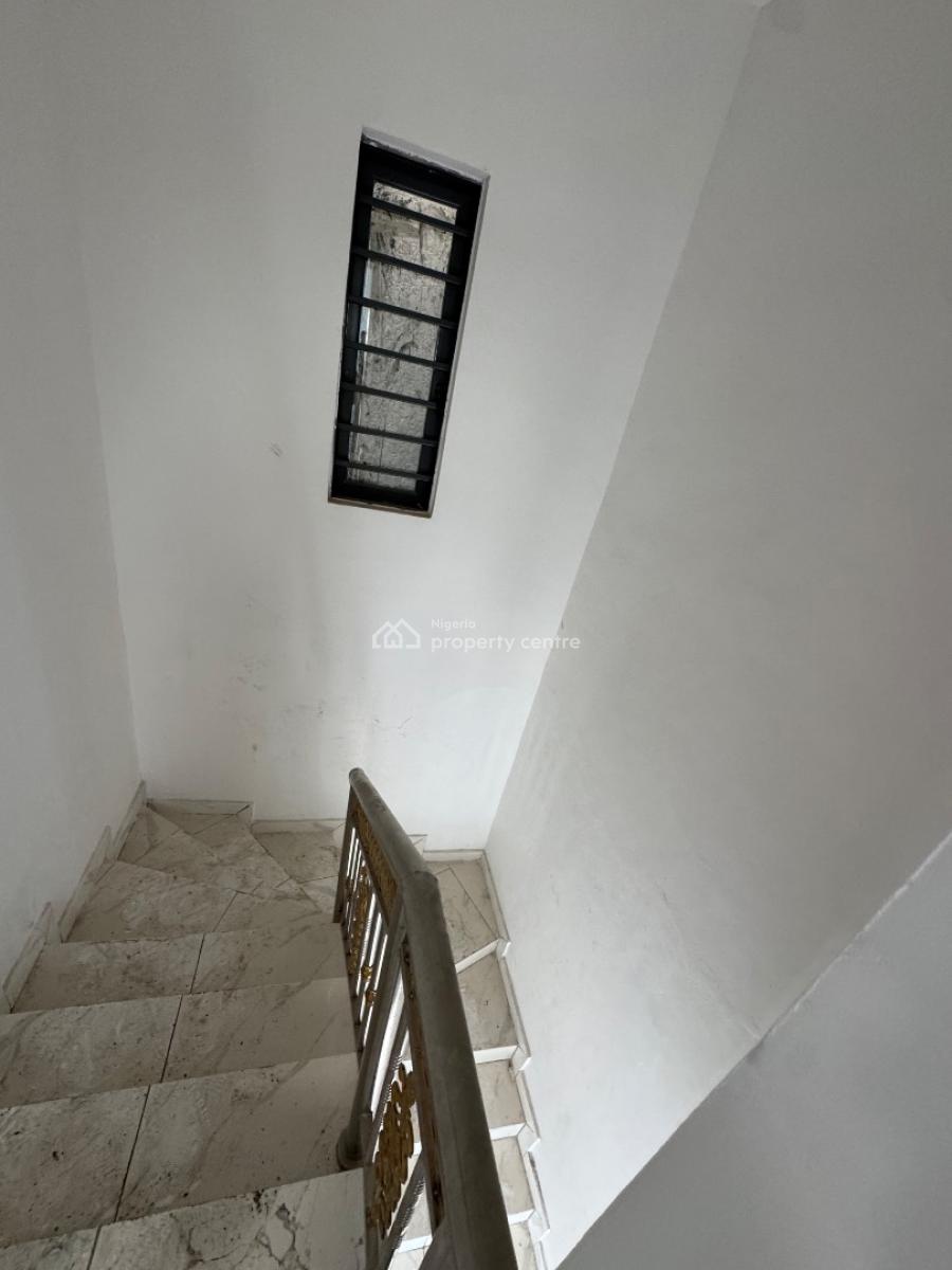 Superdistress Vdavailable 1 Bedrom Apartment Upstairs Good for Busines, Harris Drive, Lekki, Lagos, Mini Flat (room and Parlour) for Sale