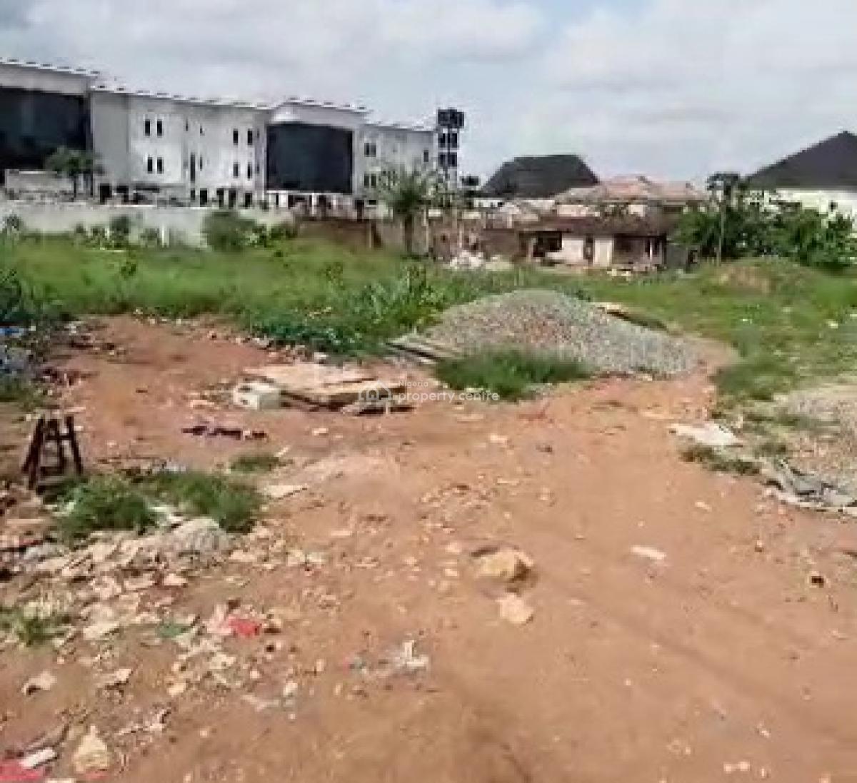 200ft By 220ft Commercial Land Fenced Round, Along Ebo Irhirhi Road Near Market Square, Airport Road Gra, Benin, Oredo, Edo, Land for Sale