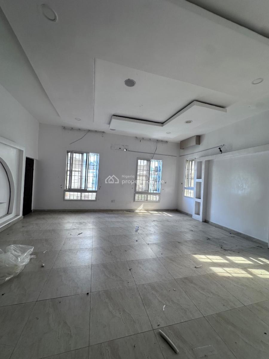 4bedroom Detached House, Tulips Gate 1 Chevron Alternative Route, Lekki Lagos, Lekki, Lagos, Detached Duplex for Sale
