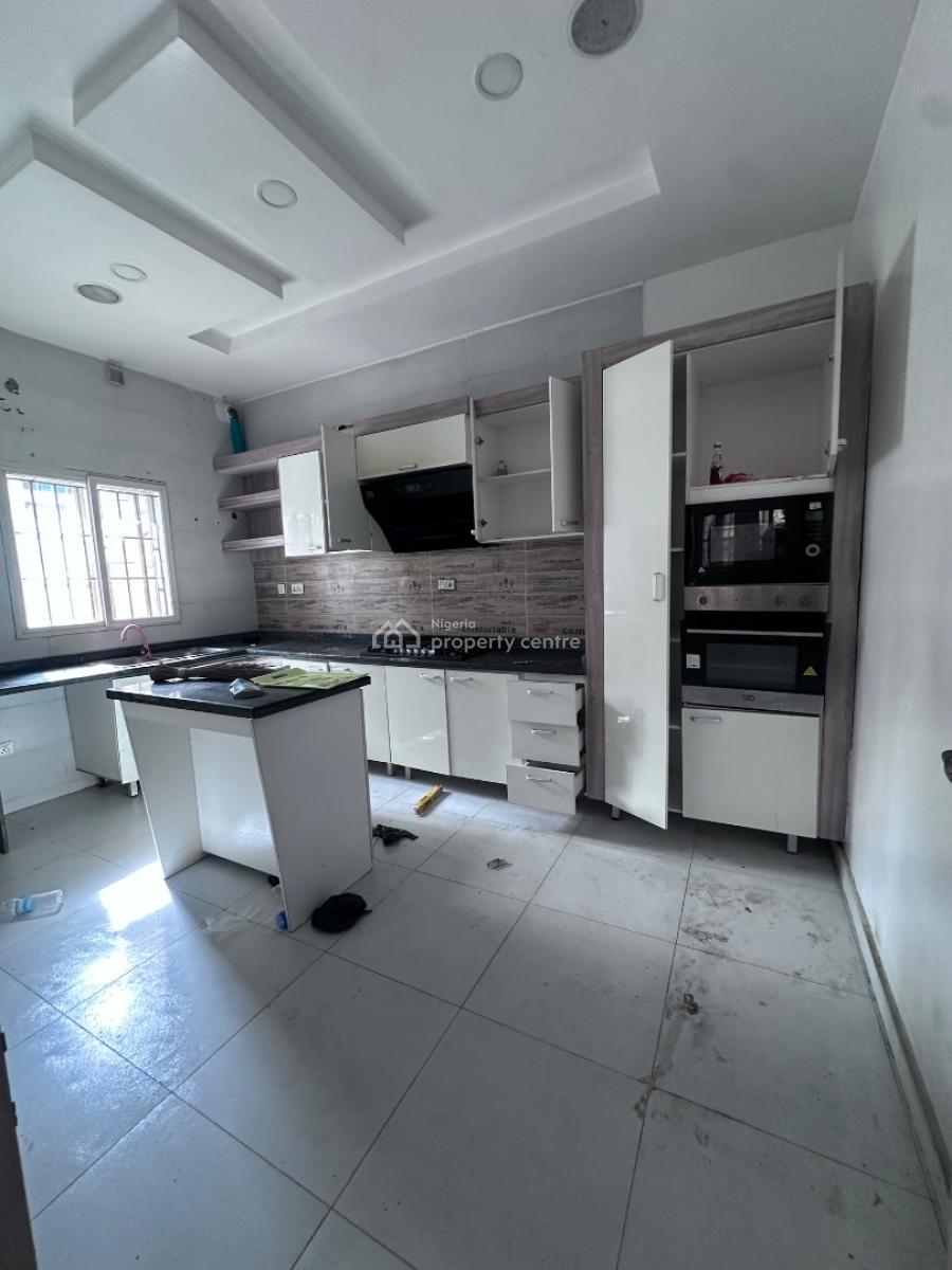4bedroom Detached House, Tulips Gate 1 Chevron Alternative Route, Lekki Lagos, Lekki, Lagos, Detached Duplex for Sale