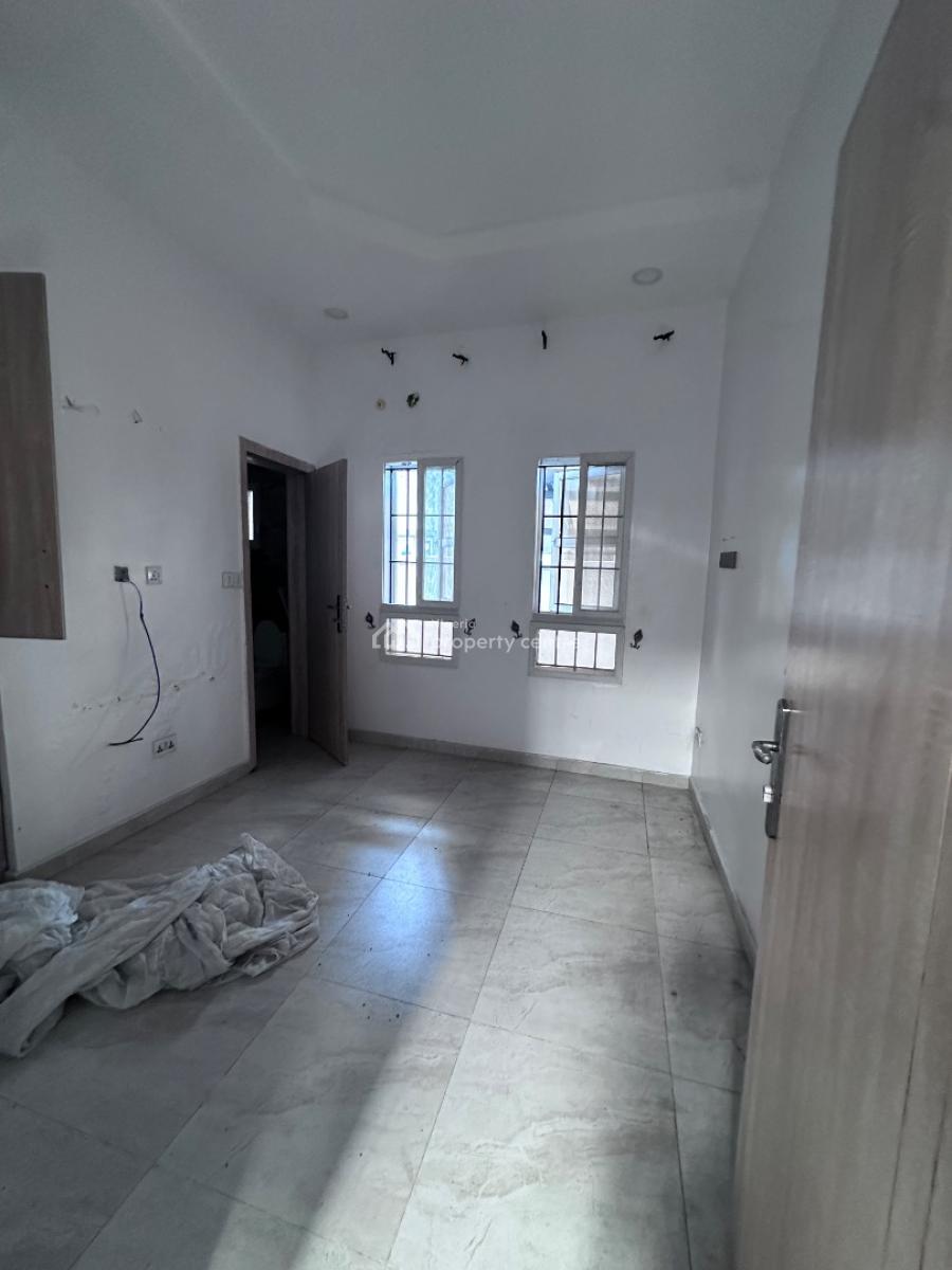4bedroom Detached House, Tulips Gate 1 Chevron Alternative Route, Lekki Lagos, Lekki, Lagos, Detached Duplex for Sale