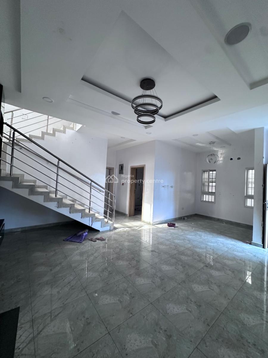 4bedroom Detached House, Tulips Gate 1 Chevron Alternative Route, Lekki Lagos, Lekki, Lagos, Detached Duplex for Sale