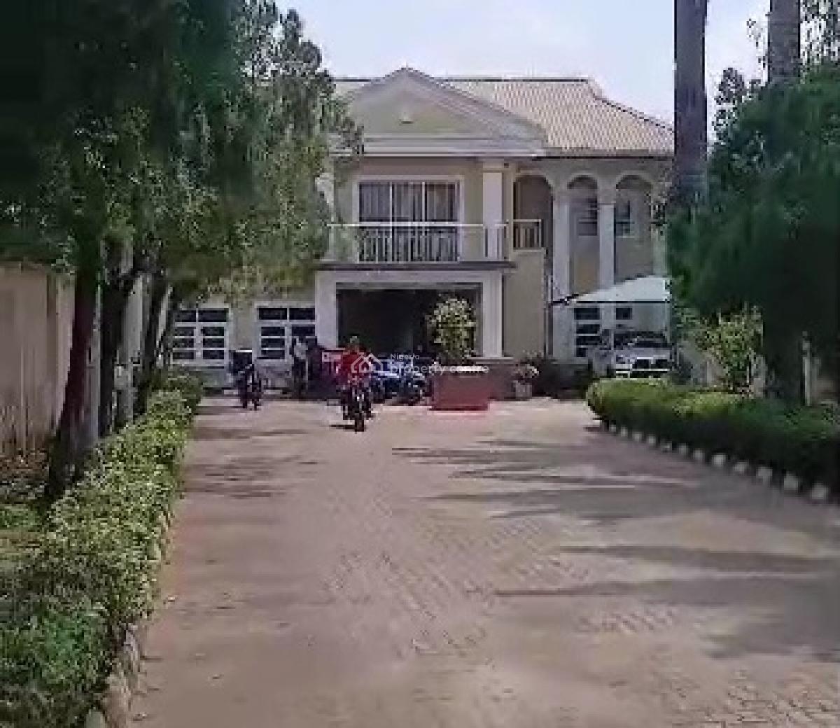 Luxury 6bedroom Duplex with Swimming Pool 100ft By 250ft Land, Aiguobasimwin Crescent Golf Road Gra, Benin, Oredo, Edo, House for Sale