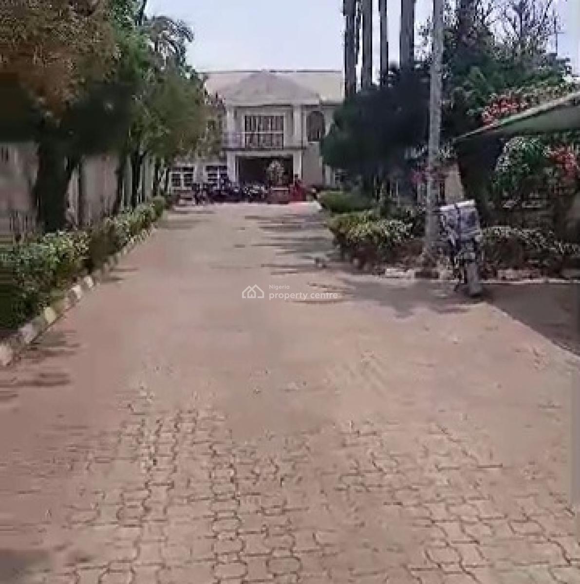 Luxury 6bedroom Duplex with Swimming Pool 100ft By 250ft Land, Aiguobasimwin Crescent Golf Road Gra, Benin, Oredo, Edo, House for Sale