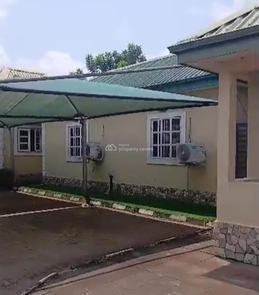 Luxury 6bedroom Duplex with Swimming Pool 100ft By 250ft Land, Aiguobasimwin Crescent Golf Road Gra, Benin, Oredo, Edo, House for Sale