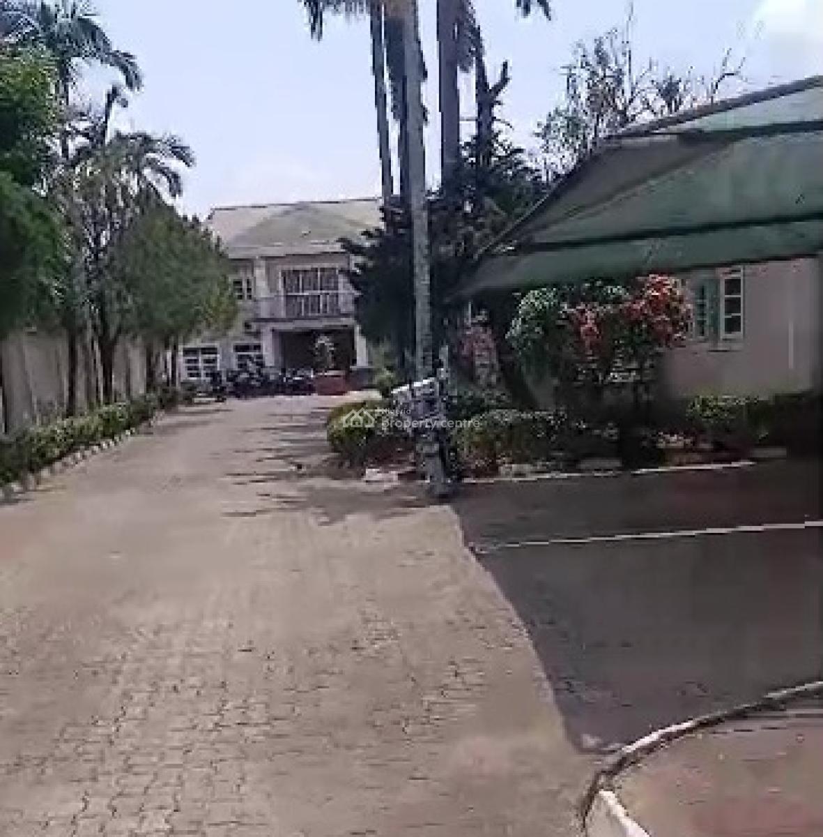 Luxury 6bedroom Duplex with Swimming Pool 100ft By 250ft Land, Aiguobasimwin Crescent Golf Road Gra, Benin, Oredo, Edo, House for Sale