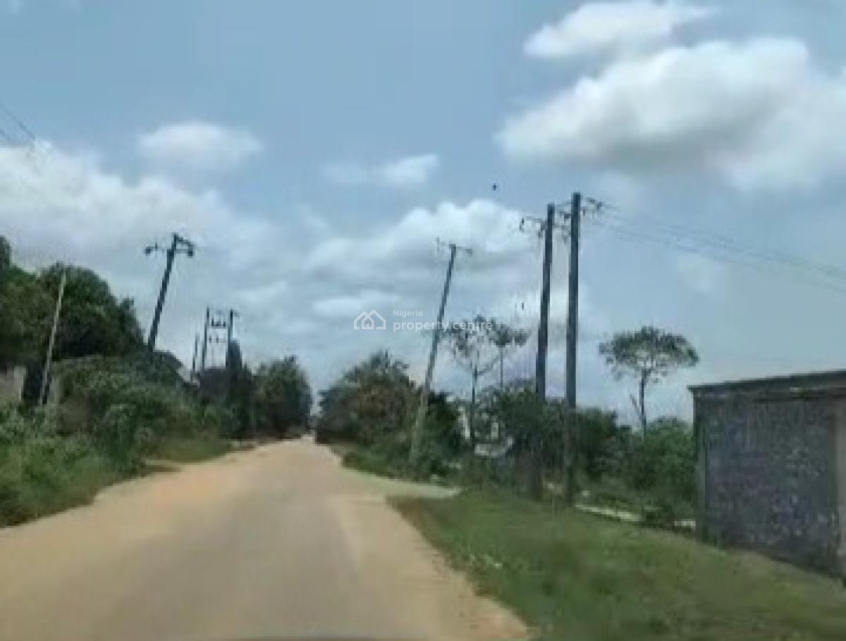 Twin 3bedroom Duplex 2flats of 2bedrooms 100ft By 150ft Land, Iyekogba Housing Estate, Off Airport Road Gra, Benin, Oredo, Edo, House for Sale