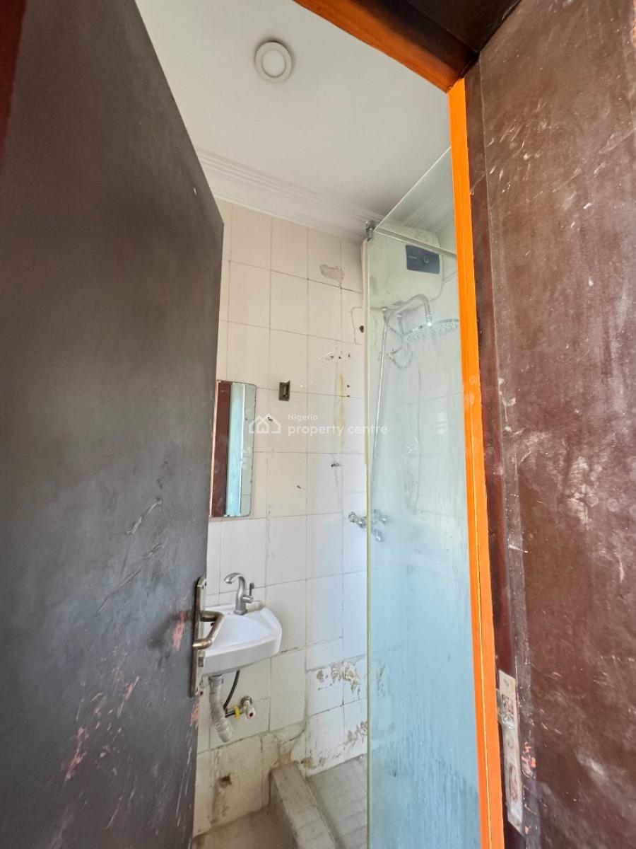 Nice Luxurious 3 Bedroom Duplex with Bq Terrace Fully Service Estate, Lekki Phase One, Lekki, Lagos, Terraced Duplex for Rent