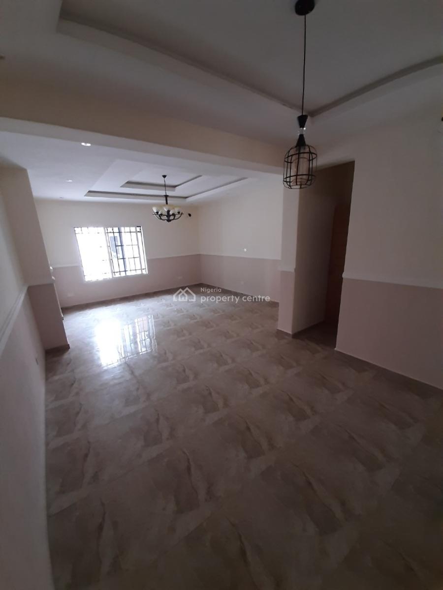 Serviced 4 Bedroom En-suite Terraced Duplex with Fitted Kitchen Cabine, Ikate, Lekki, Lagos, Terraced Duplex for Rent