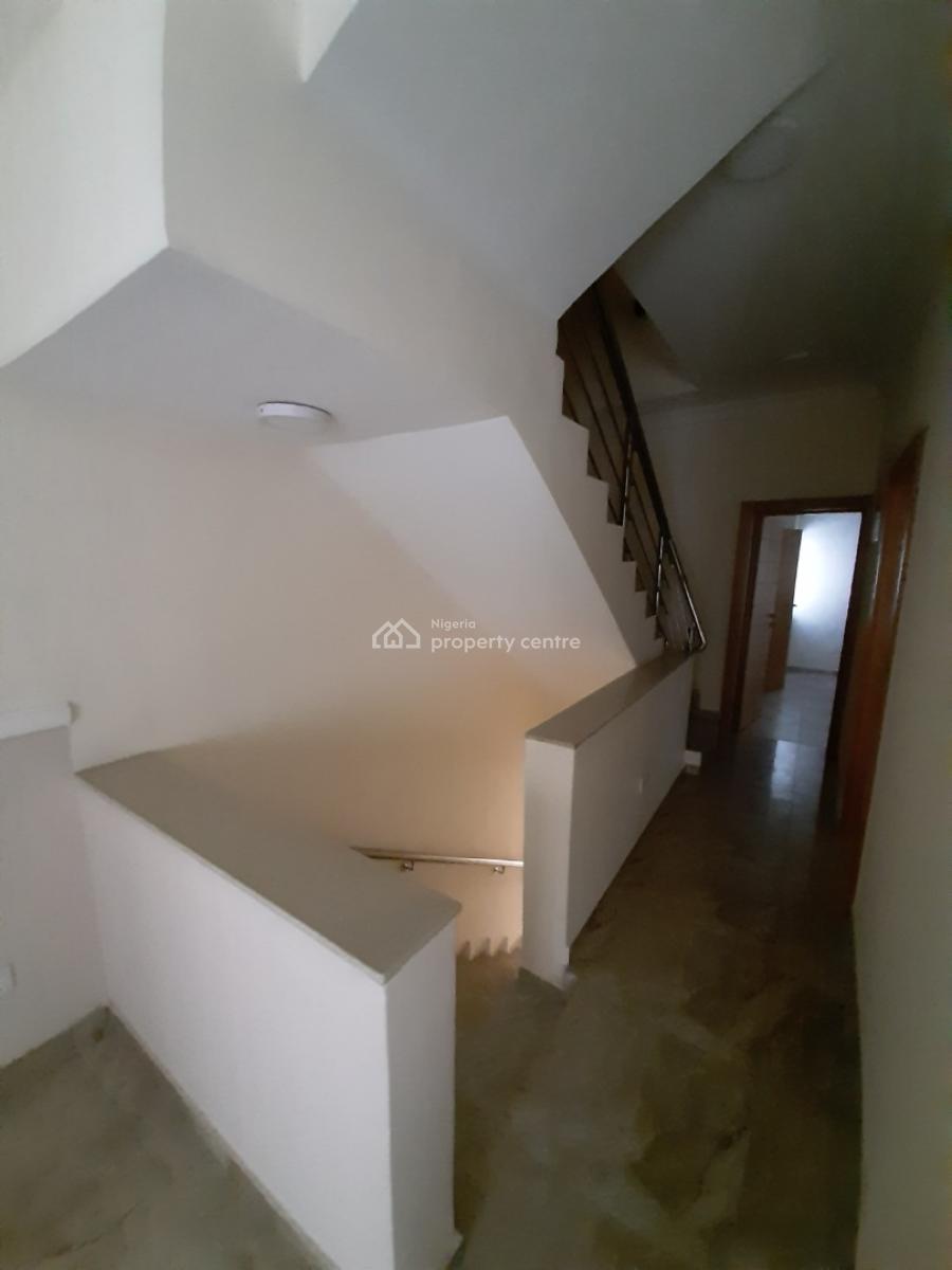 Serviced 4 Bedroom En-suite Terraced Duplex with Fitted Kitchen Cabine, Ikate, Lekki, Lagos, Terraced Duplex for Rent