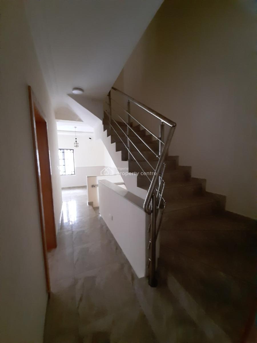 Serviced 4 Bedroom En-suite Terraced Duplex with Fitted Kitchen Cabine, Ikate, Lekki, Lagos, Terraced Duplex for Rent