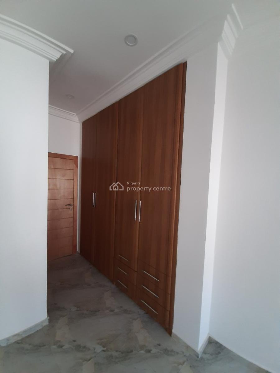 Serviced 4 Bedroom En-suite Terraced Duplex with Fitted Kitchen Cabine, Ikate, Lekki, Lagos, Terraced Duplex for Rent
