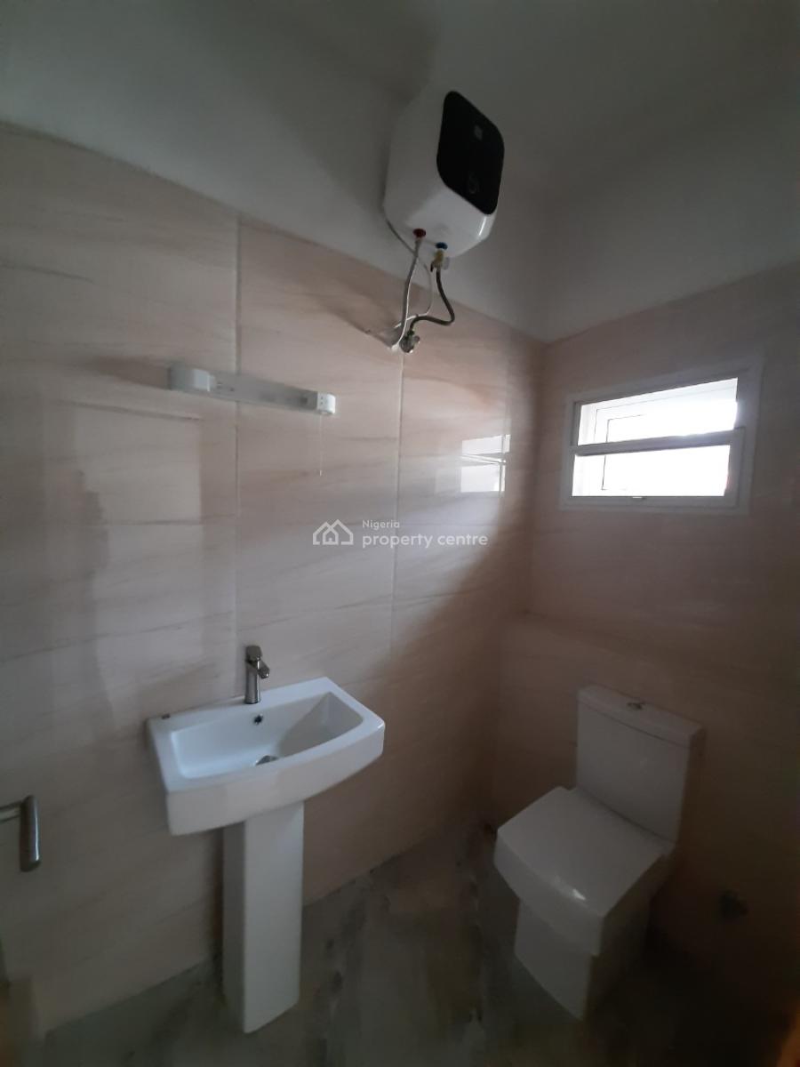 Serviced 4 Bedroom En-suite Terraced Duplex with Fitted Kitchen Cabine, Ikate, Lekki, Lagos, Terraced Duplex for Rent