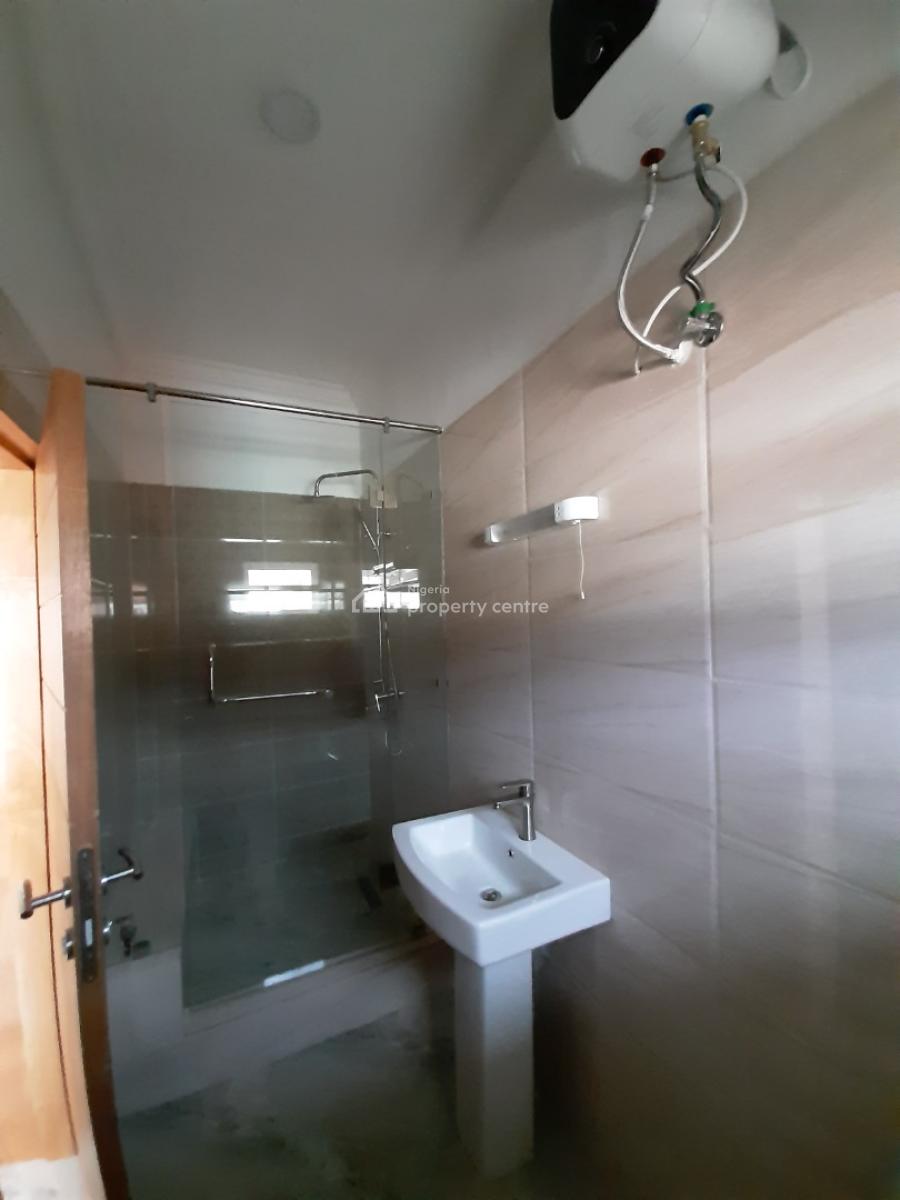 Serviced 4 Bedroom En-suite Terraced Duplex with Fitted Kitchen Cabine, Ikate, Lekki, Lagos, Terraced Duplex for Rent