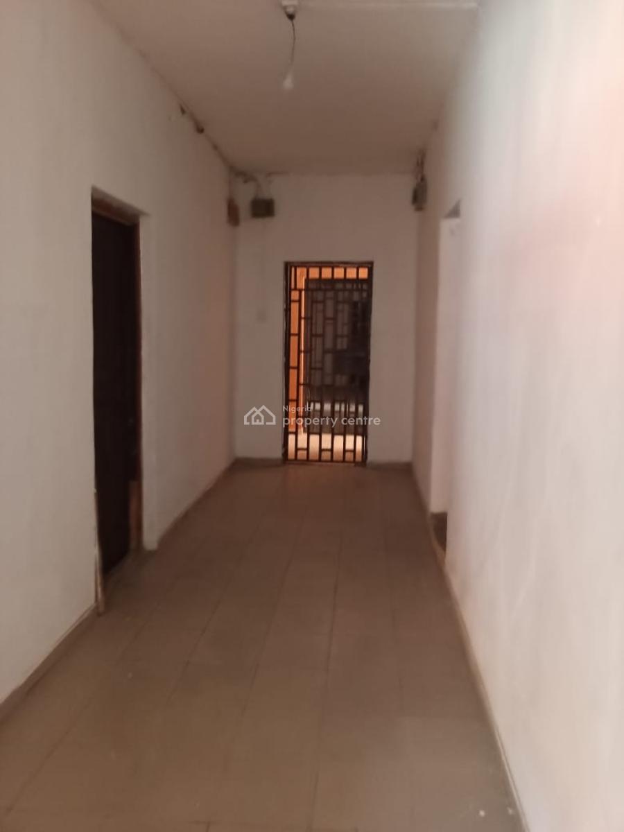 Spacious Mini Flat in a Good Location with Parking Space, Alapere Inward Goodluck/ogudu, Alapere, Ketu, Lagos, Mini Flat (room and Parlour) for Rent